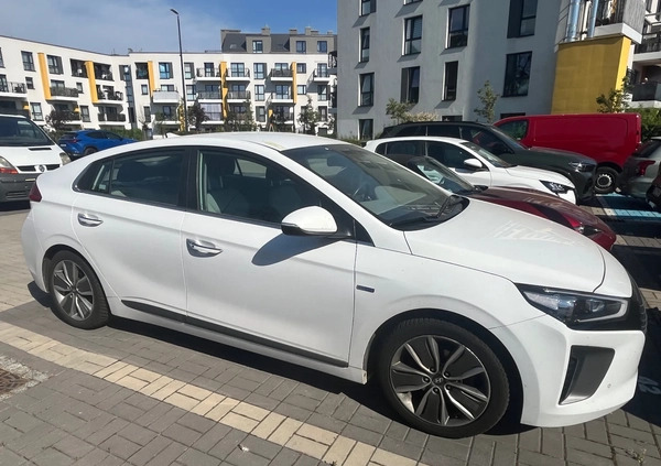 Hyundai IONIQ cena 69000 przebieg: 98500, rok produkcji 2017 z Wrocław małe 154